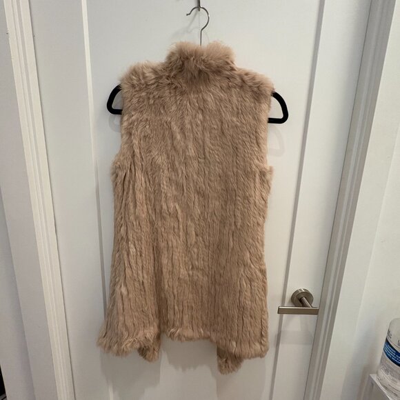 Soft, 100% Rabbit Fur Vest – XS, Like New - Picture 2 of 3